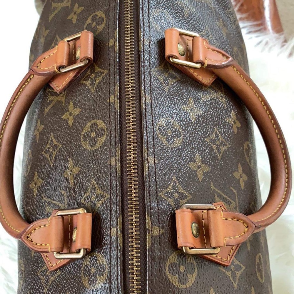 Authentic Louis Vuitton Speedy 30 - Picture 6 of 8